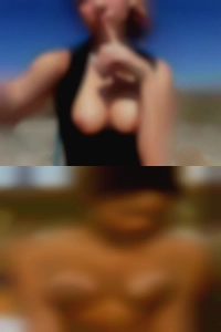 2) girls Three hole cumslut.