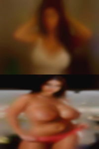 I am calm looking for hot nude and caring.